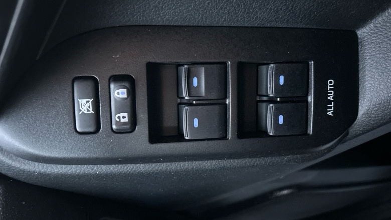 Toyota Land Cruiser Lwb Diesel 2.8D 204 Active Commercial Auto